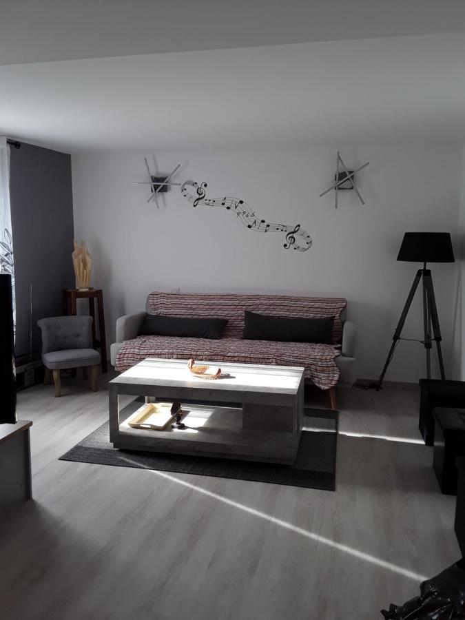 Gite Le Jaya Saint-Georges-de-Luzençon Buitenkant foto
